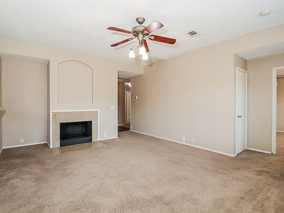 4th image of 3904 Vinyard Way