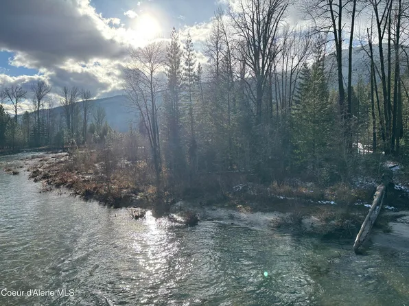 4774 Upper Pack River Rd, Sandpoint, ID 83864