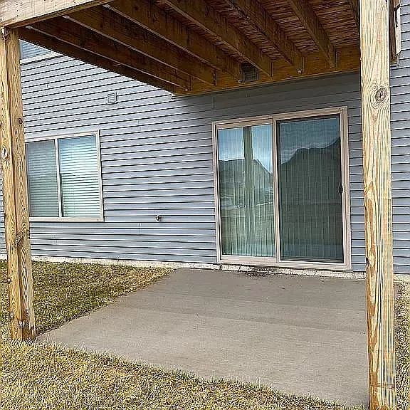 1160 Mary Ln — Photo 3