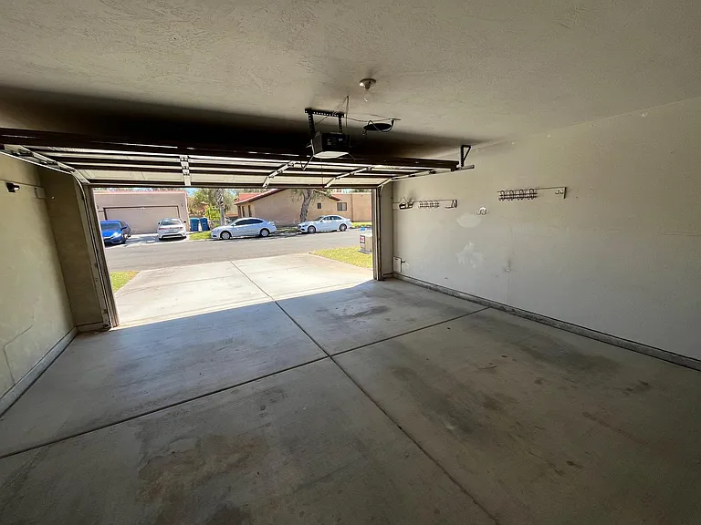 11838 E Calle Del Cid — Photo 26