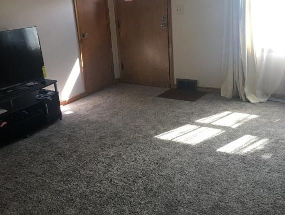 3rd image of 3809 Penn Ave N