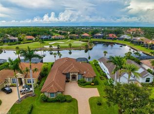5902 Rolling Oaks Ct, Naples, FL 34110