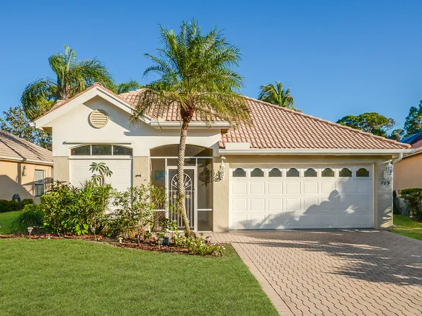 709 SW Saint Vincent Cove, Port St Lucie, FL 34986