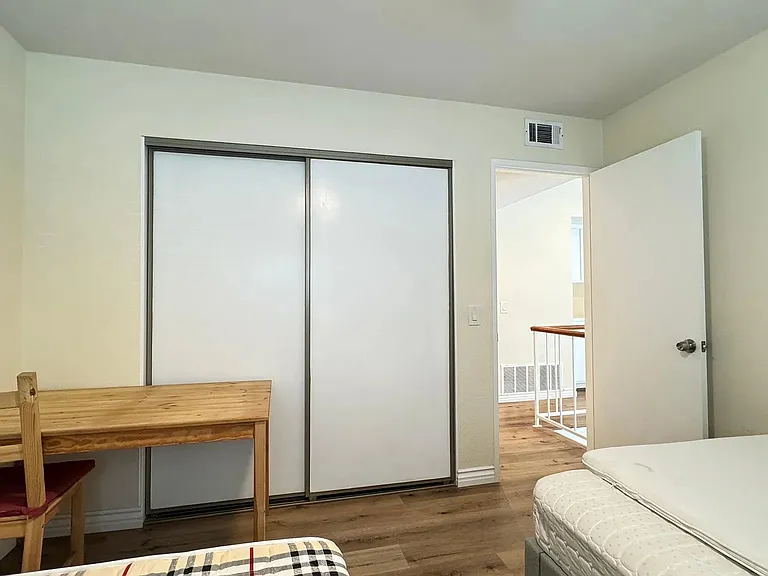 1419 Millcreek — Photo 20