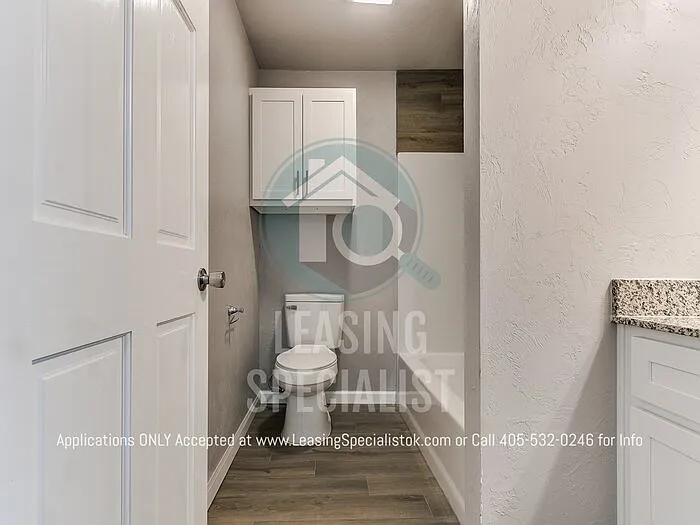 1115 NW 27th St — Photo 34