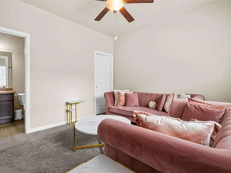 684 Armitage Way — Photo 5