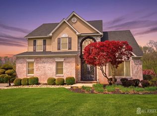 6 Deerfield Dr, Monroe Township, NJ 08831