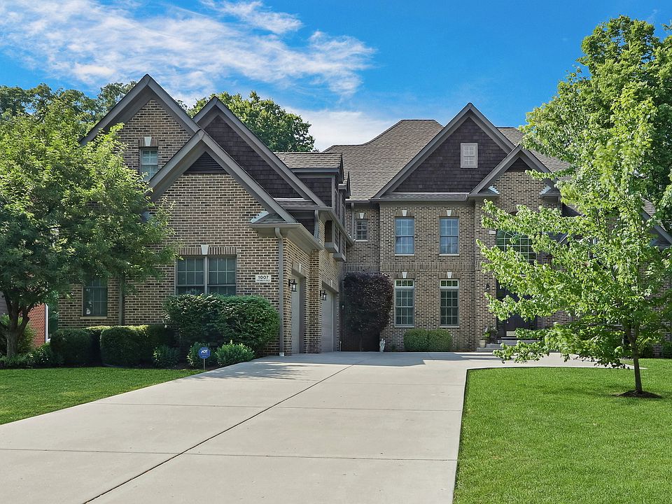 1st image of 1007 Portsmouth Cir