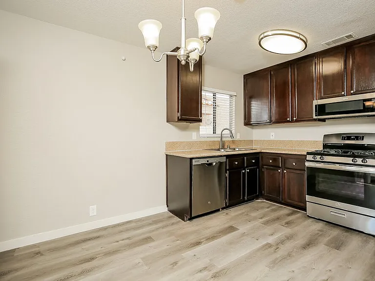 3100 Centavo Dr — Photo 10