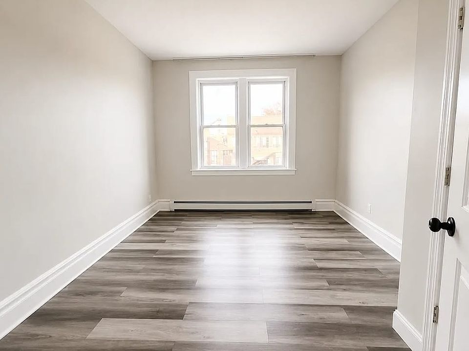 2nd image of 380 N 11th St #5B
