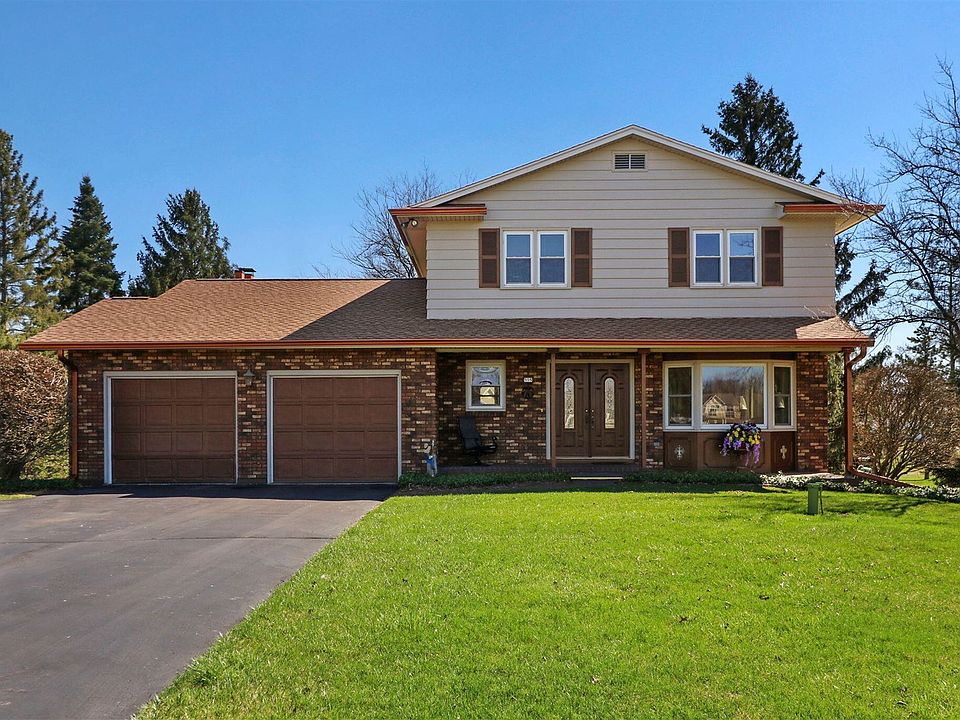 1st image of 555 Devils Ln