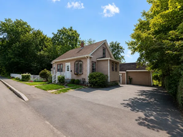 230 Main St, North Chelmsford, MA 01863