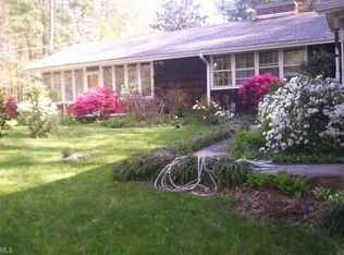 255 Country Club Rd, Mount Airy, NC 27030