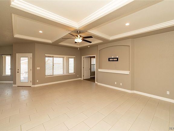 4th image of 3277 Laramie Avenue