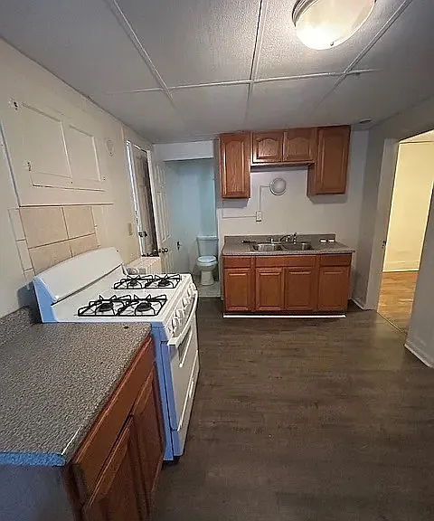 517 N Salina St #4 — Photo 3