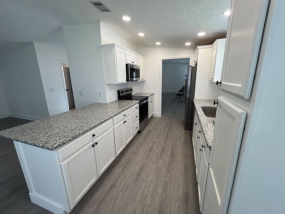 4th image of 563 Bimini Cay Cir #563