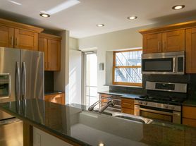 905 Delaware Apartments