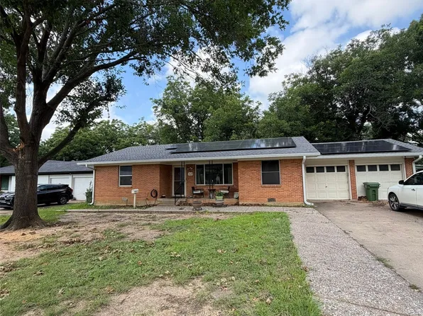3615 Charles St, North Richland Hills, TX 76180