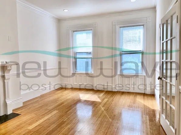 227 Newbury St, Boston, MA