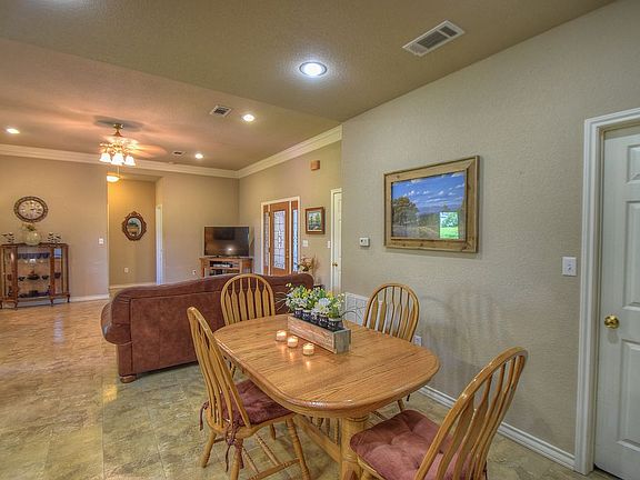 5th image of 323 Boulder Dr
