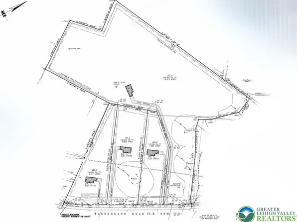 300 Wassergass Rd, Hellertown, PA 18055