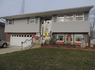 1501 Ritzmann Dr, Lawrenceburg, IN 47025