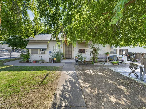1220 N Highland Street, Visalia, CA 93291