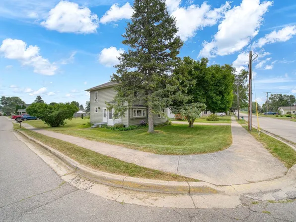 109 Wells St, Britton, MI 49229