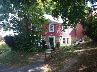 5 Oakland Pl, Brighton, MA 02135