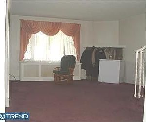 5th image of 4334 Woodland Ave