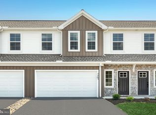 7863 Briarwood Dr, Harrisburg, PA 17112