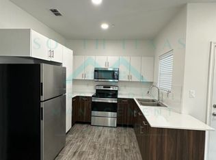 302 Sylvia Handy Dr #C5, Elsa, TX 78543