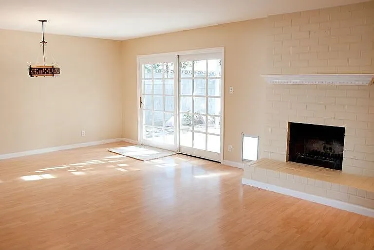8237 Stapleton Ave — Photo 27