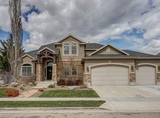 3144 W Sanborn Dr, Riverton, UT 84065