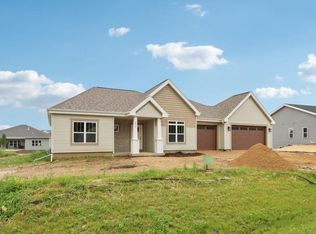 6639 Royal View Dr, Deforest, WI 53532