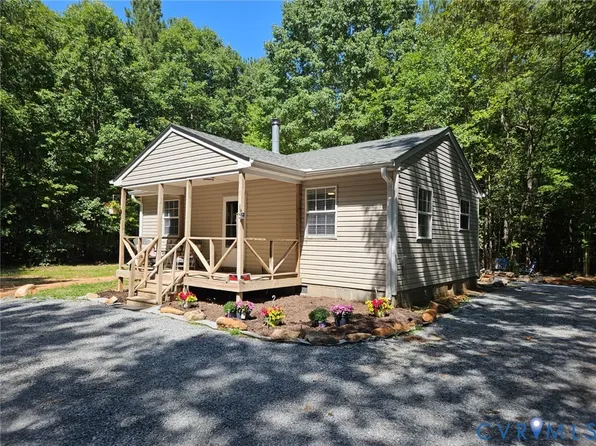 423 Western Dr, Lawrenceville, VA 23868