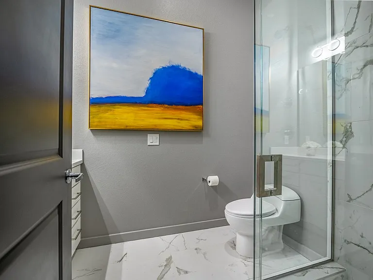 The Pointe North Hills — Photo 43