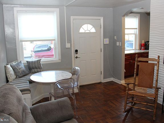 5th image of 4122 Lawndale St