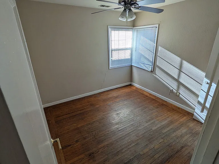113 Revere St — Photo 3