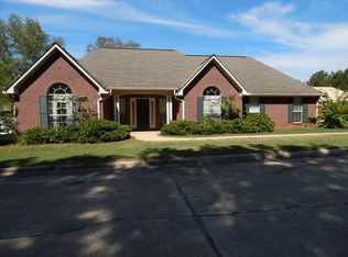 8946 Horse Shoe Dr, Collinsville, MS 39325