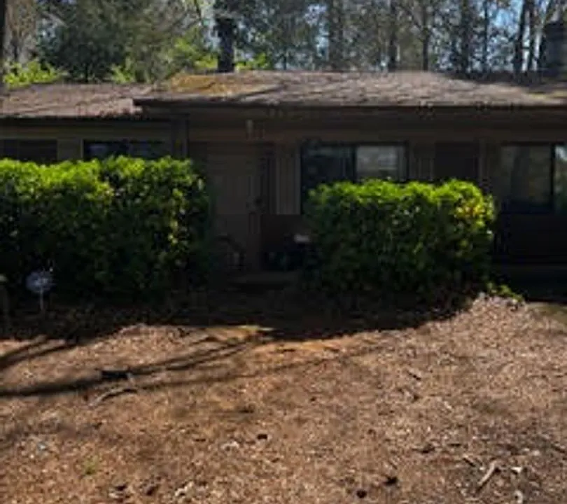315 Epps Bridge Rd