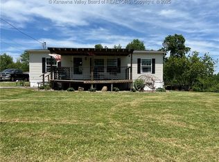 3145 Barker Ridge Rd, Milton, WV 25541