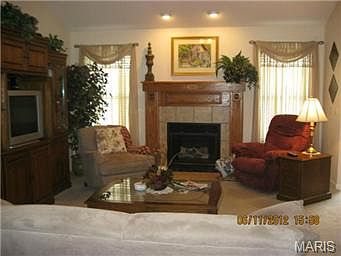 5th image of 30 Waterbrook Dr