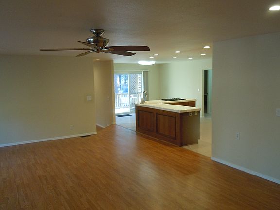 Open Kitch to 3x rooms