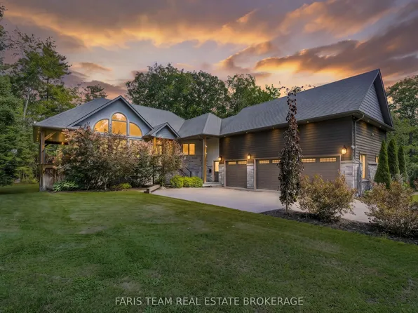 7 Duquette Ct, Tiny, ON L9M 0H3