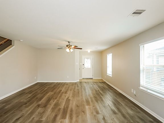 5th image of 7627 Cypress Edge Dr