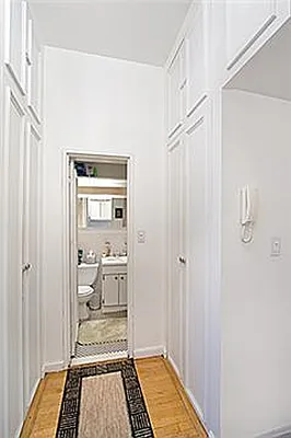 Rented by Bank Neary | media 14