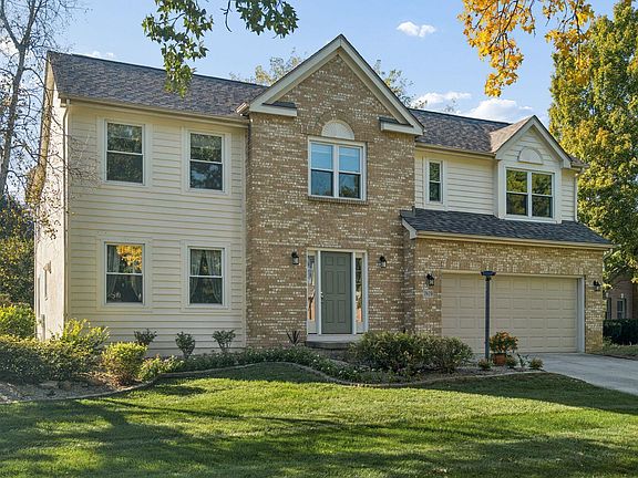 4th image of 7679 Finbarr Ct