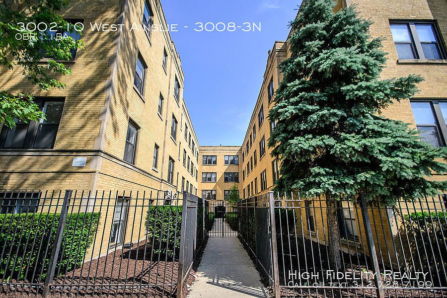 1st image of 3002-10 W Ainslie St #3008-3N