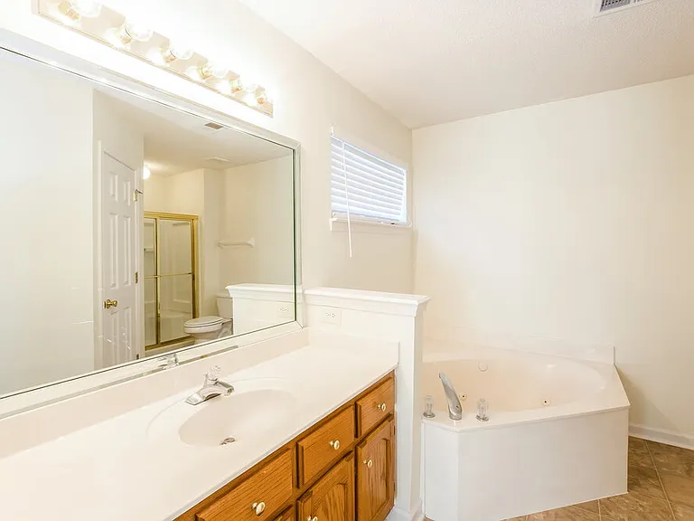 5892 Alexandria Ln — Photo 12